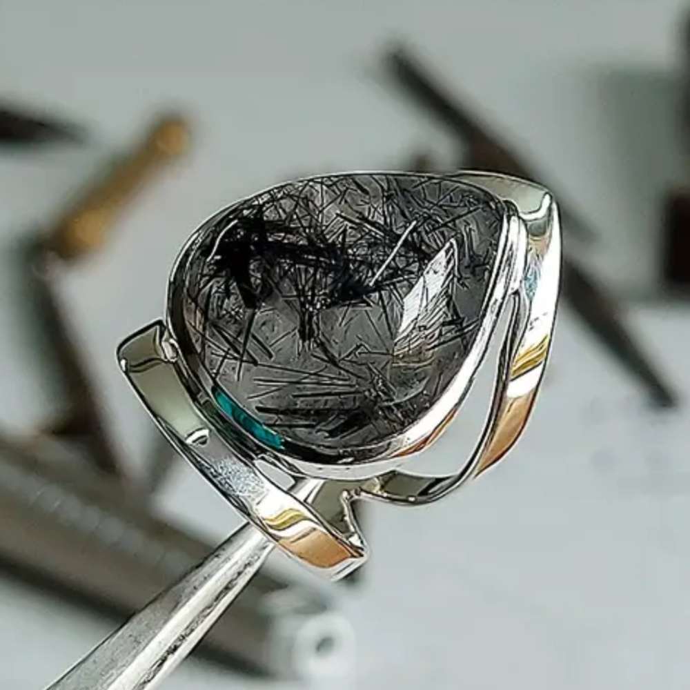 NWT Silver Rutilated Quartz Ring Size 9 - Picture 1 of 3